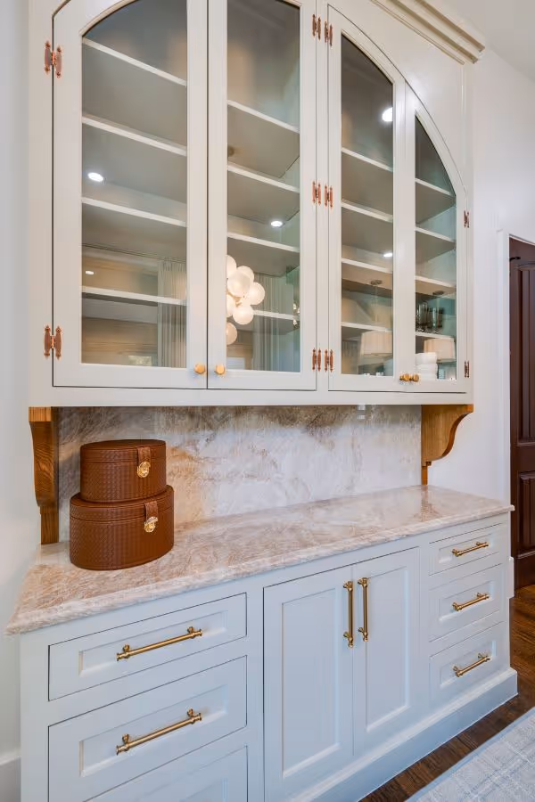 Large kitchen bar cabinetry