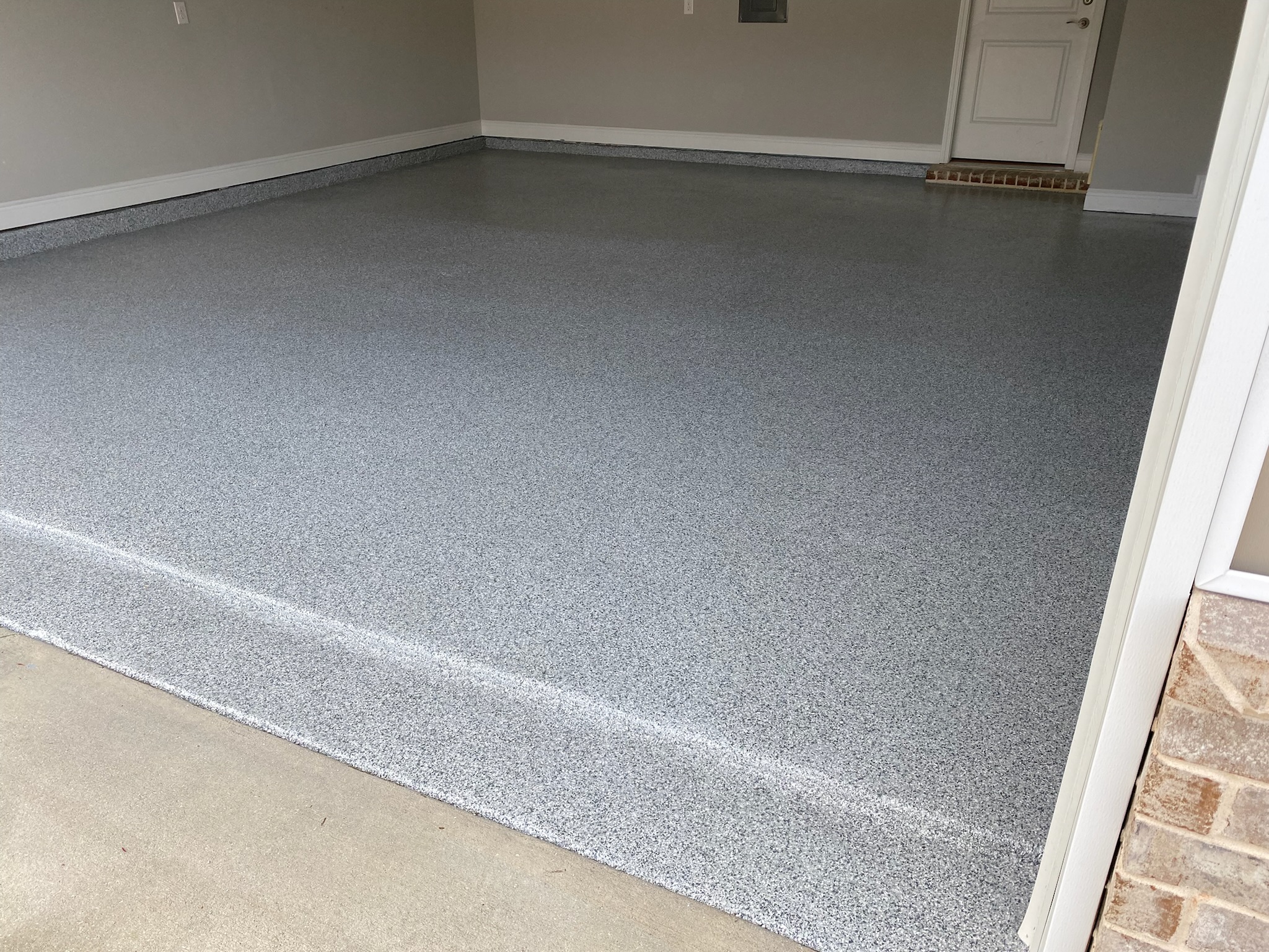 Garage floor in Mobile, Al