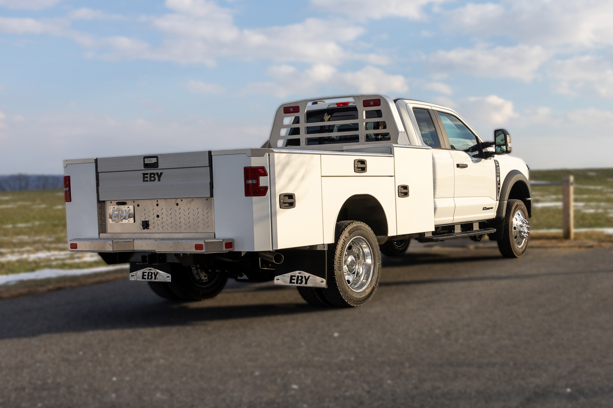 RENEGADE GN - Gooseneck Service Body