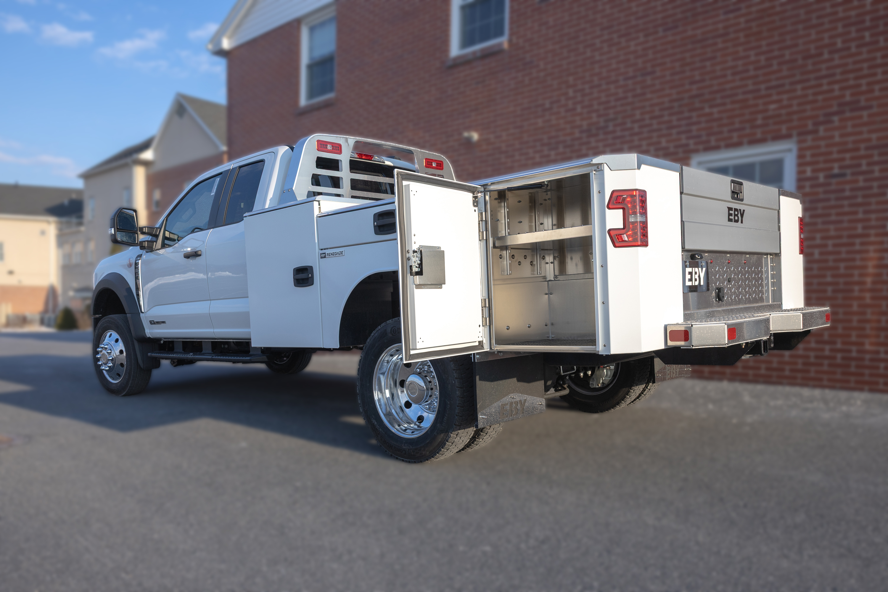 RENEGADE GN - Gooseneck Service Body