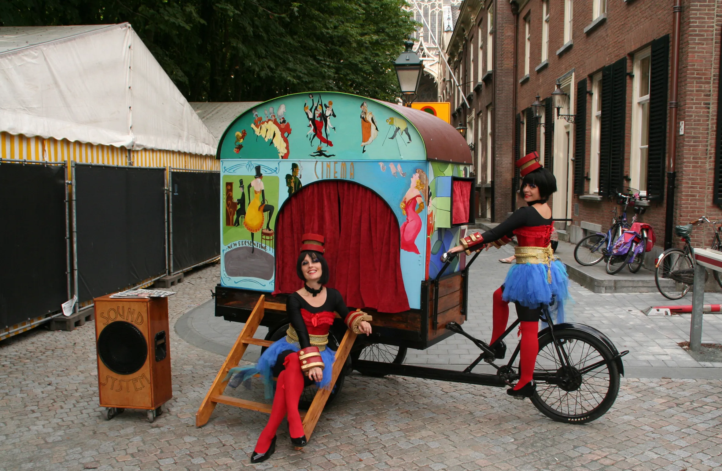 Bakkie Bike Cinema