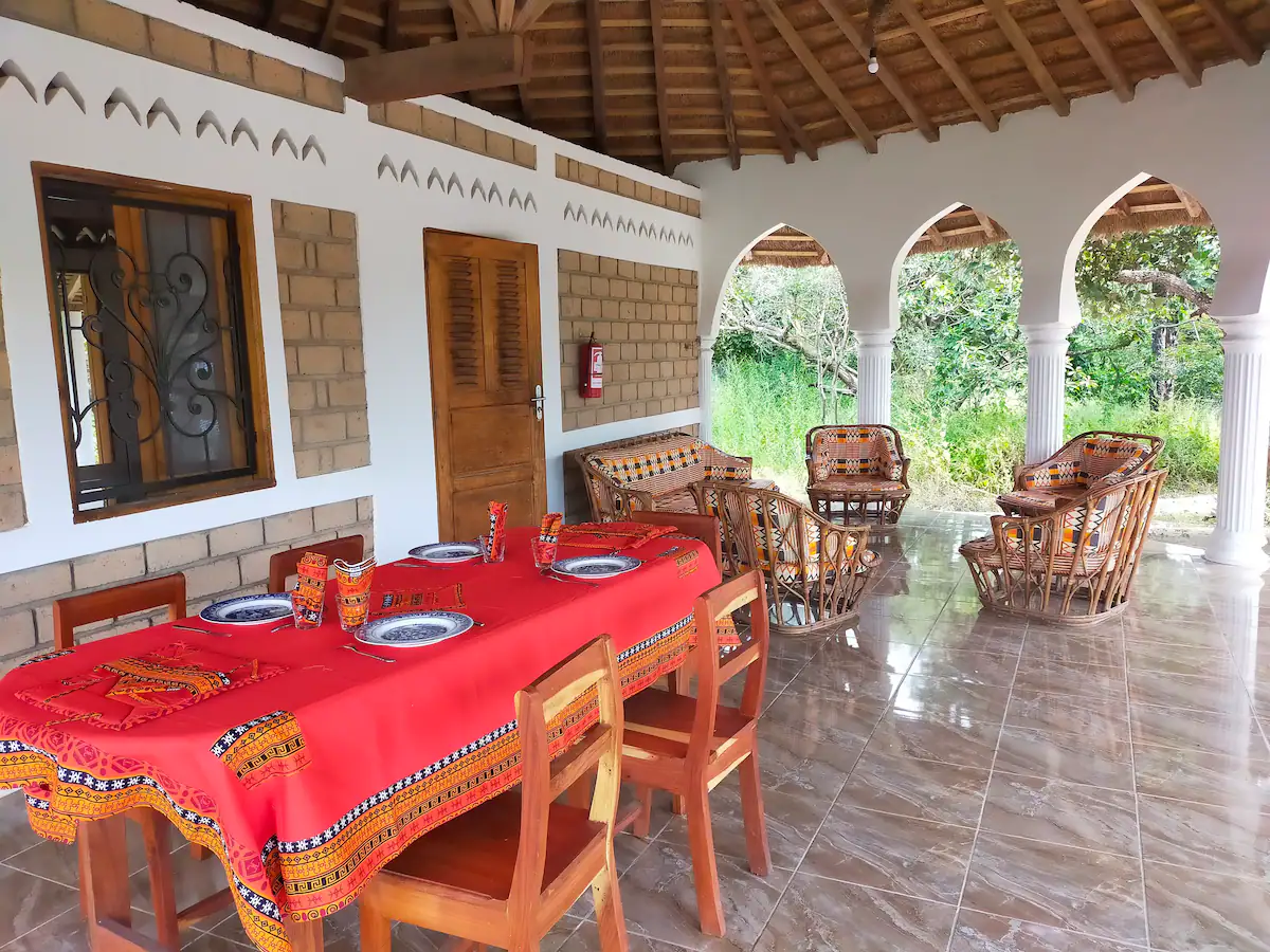 Terrasse de la Casa Papou - situé en face de la cuisine 
