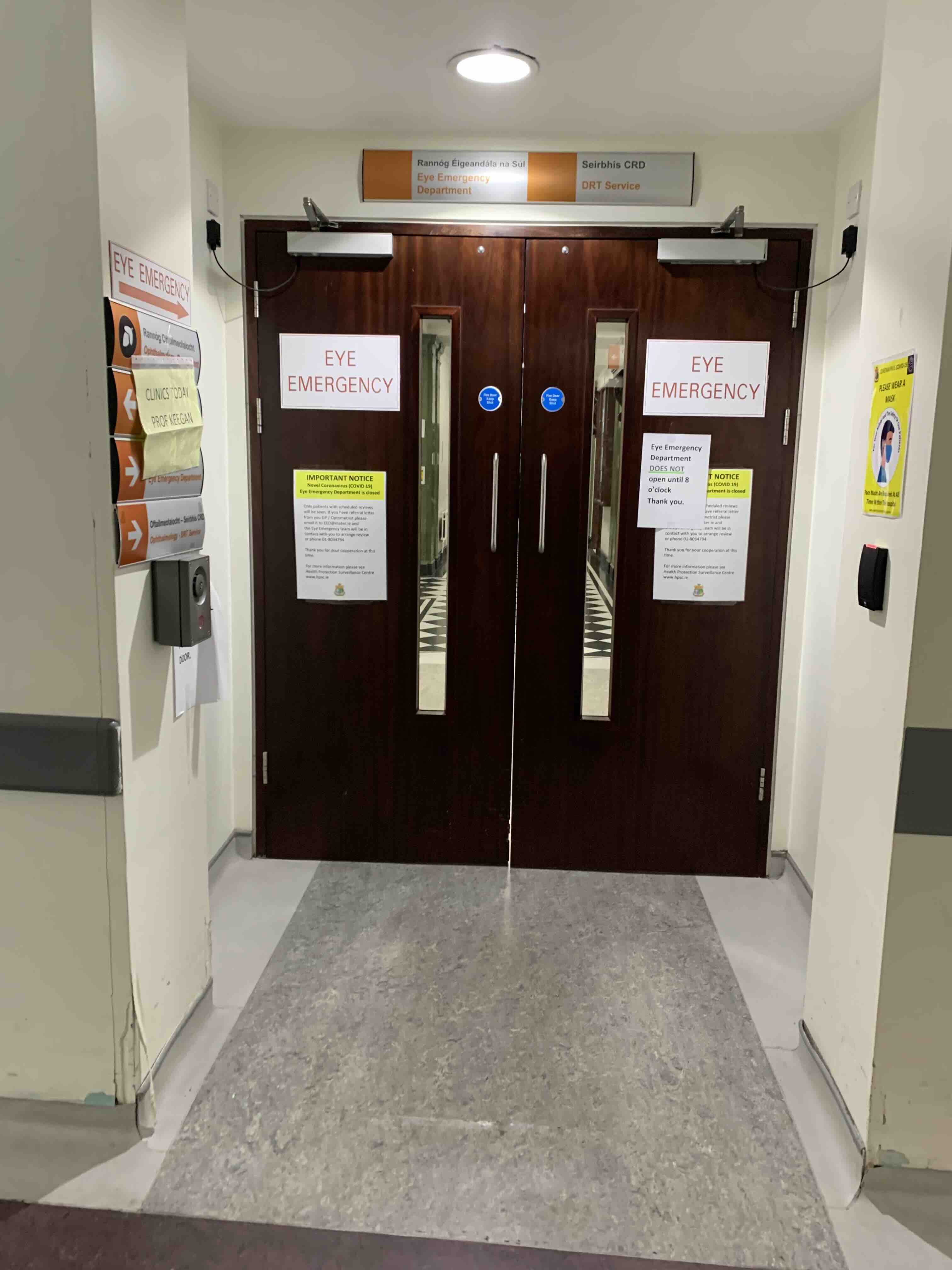 Entrance to DRT Clinic and Eye Emergency before project implementation