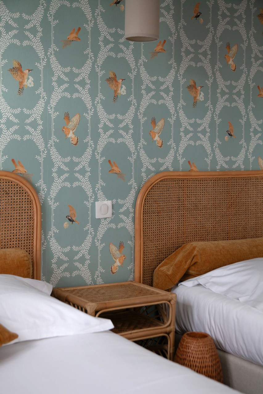 Supérieure 1 à 4 personnes