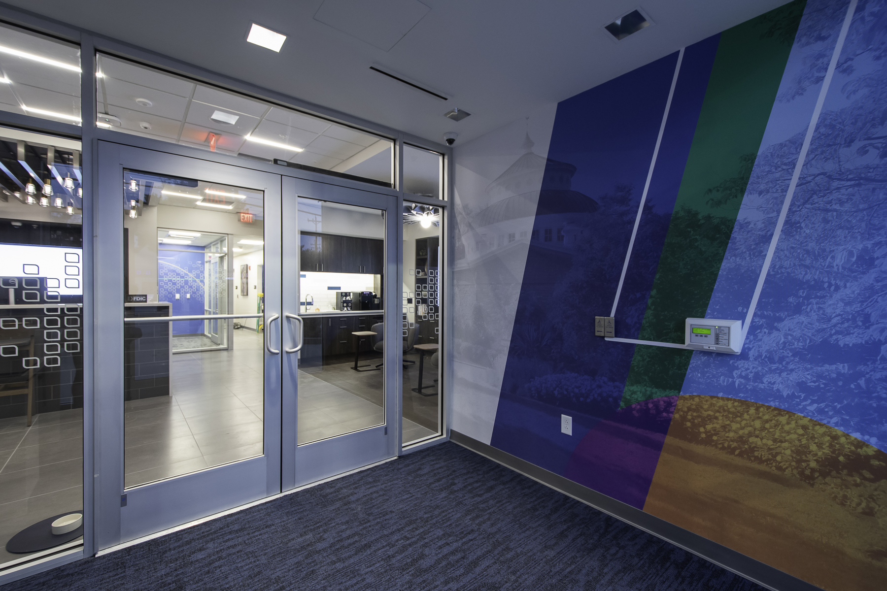 It's a wrap: New Fifth Third Bank Avondale branch opens, ending five-year financial desert