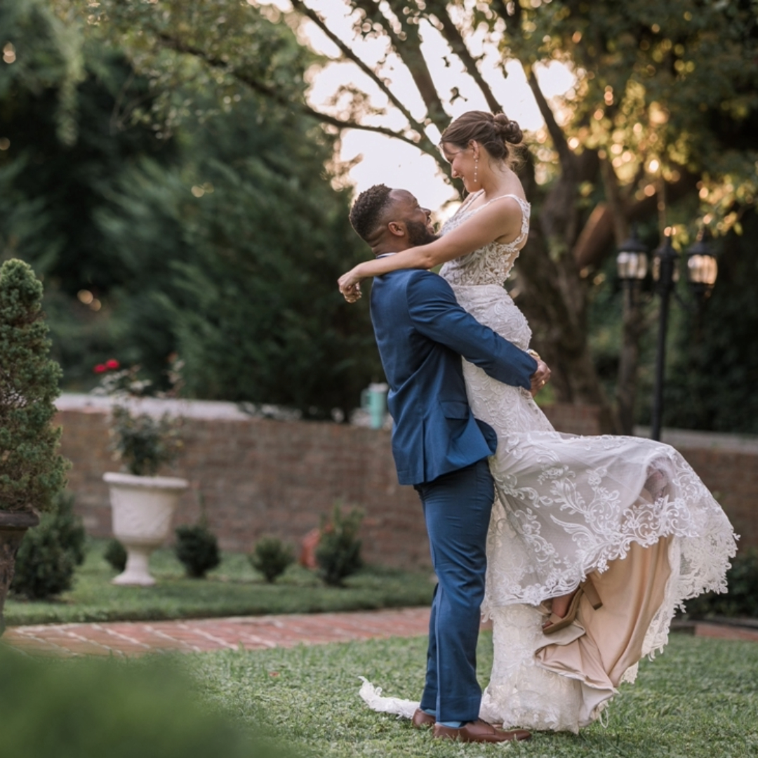 Bride and her bridesmaids