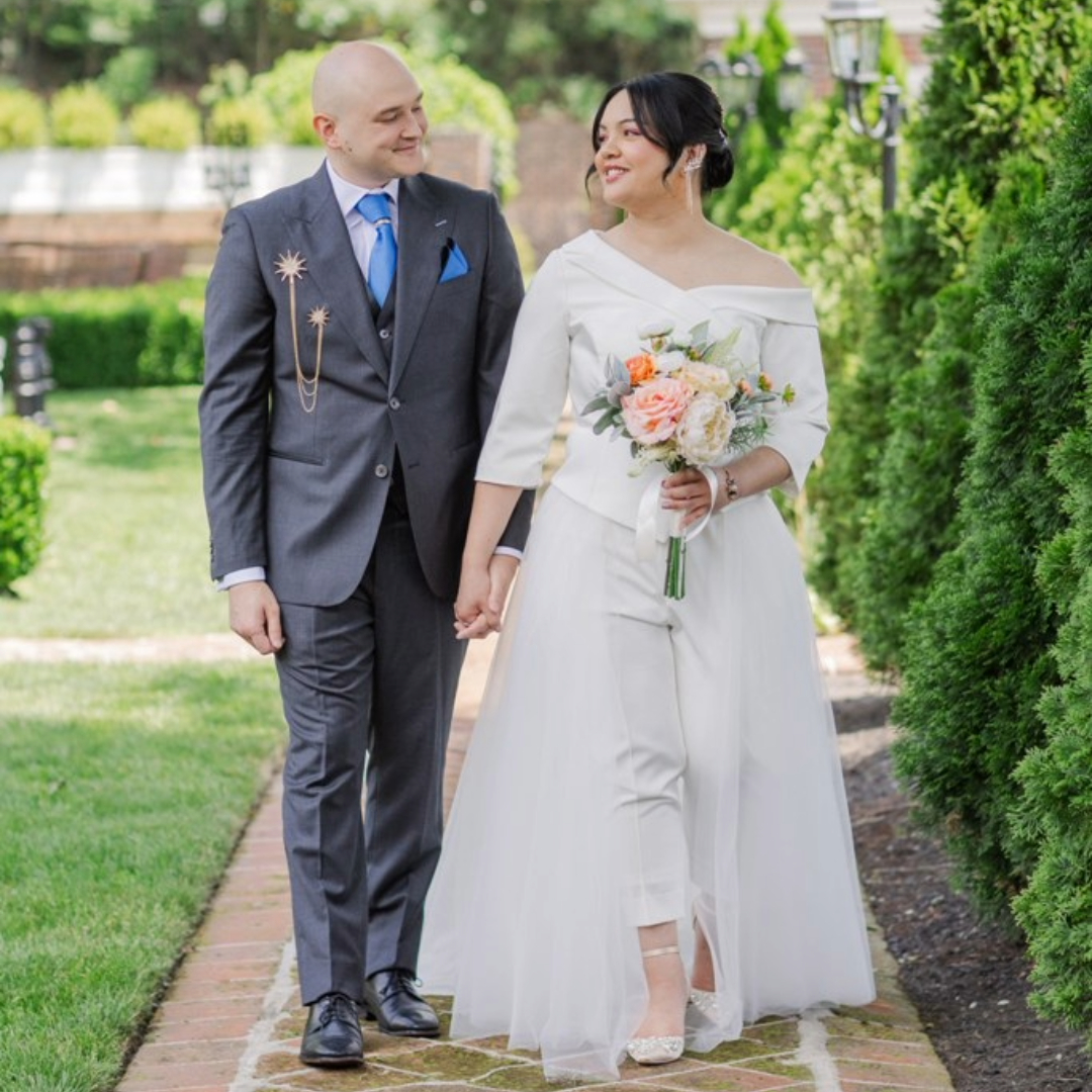 Bride and her bridesmaids