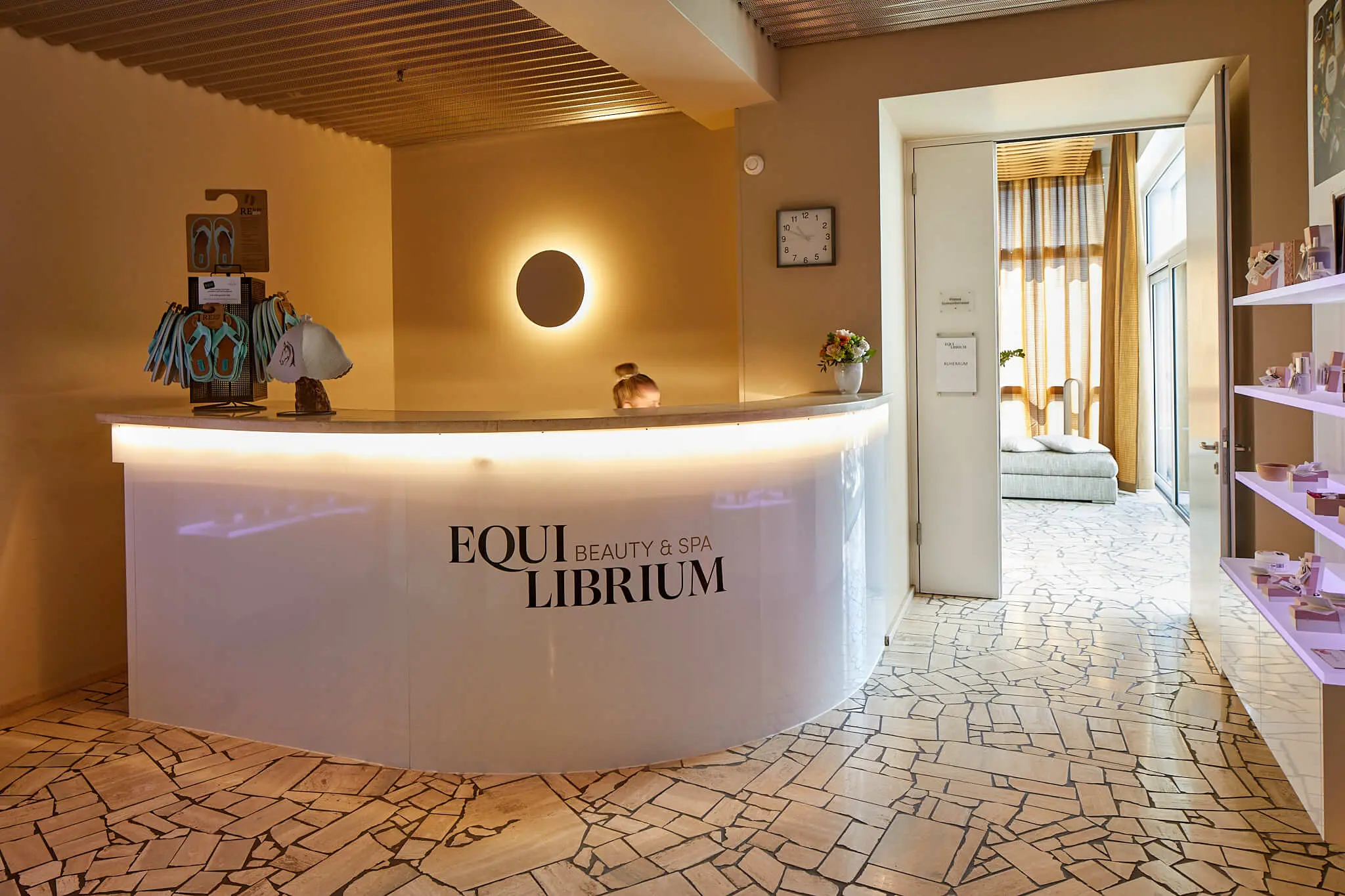 Mitarbeiterin Beauty & Spa in Jahresanstellung 80-100%