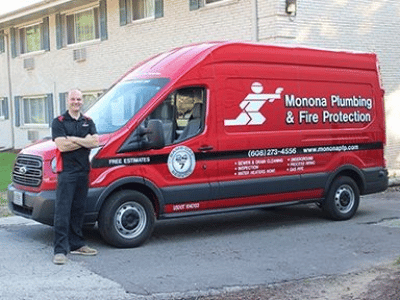 Monona Plumbing truck with employee 