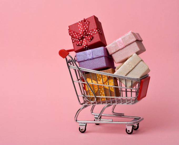 Beyond Black Friday: Paid Media Strategies for Q4 Peaks and Q5 Growth