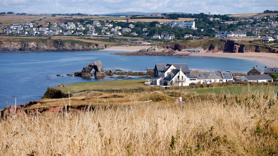 Cape Cod homes on ocean - best homeowners insurance cape cod reviews