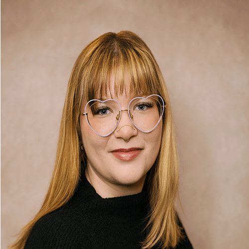 Sarah Johnson headshot