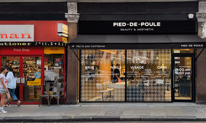 Салон PIED-DE-POULE — партнерство