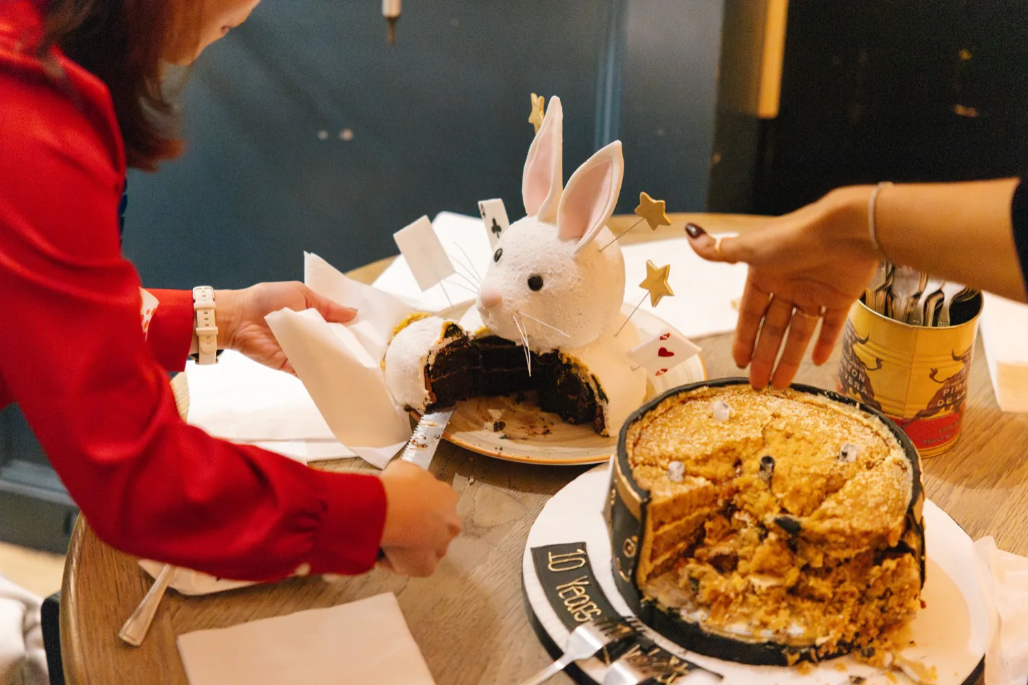 the rabbit in the hat cake is served