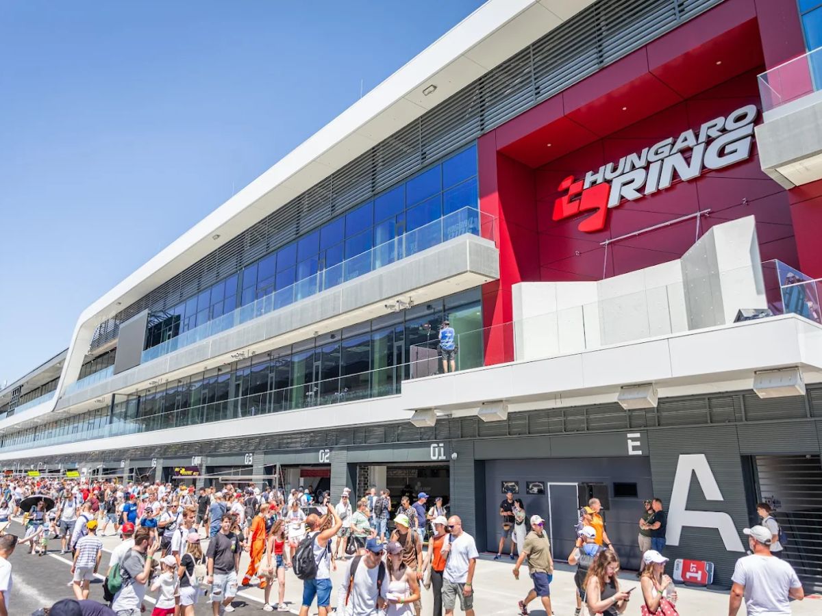 Charter a Private Jet to Budapest for the Hungarian Grand Prix