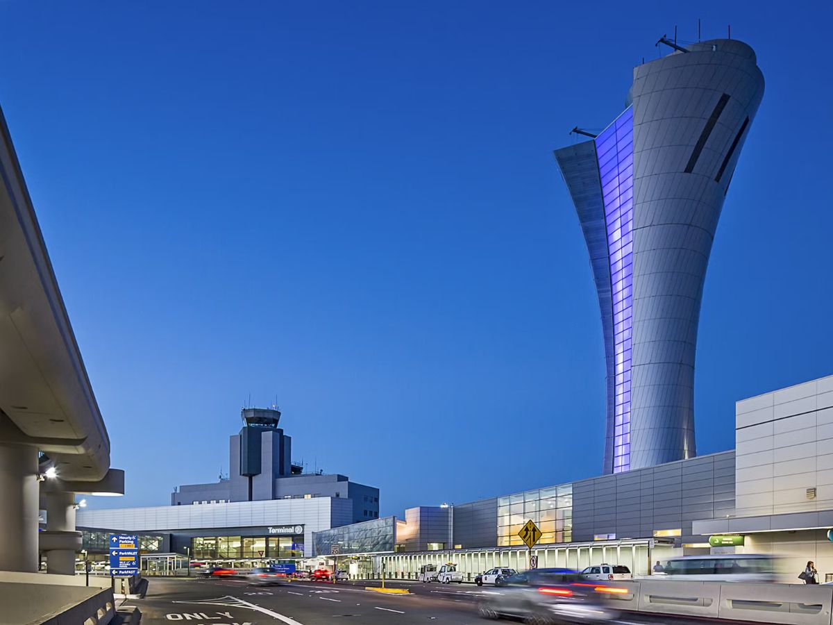 San Francisco International Airport by Private Jet
