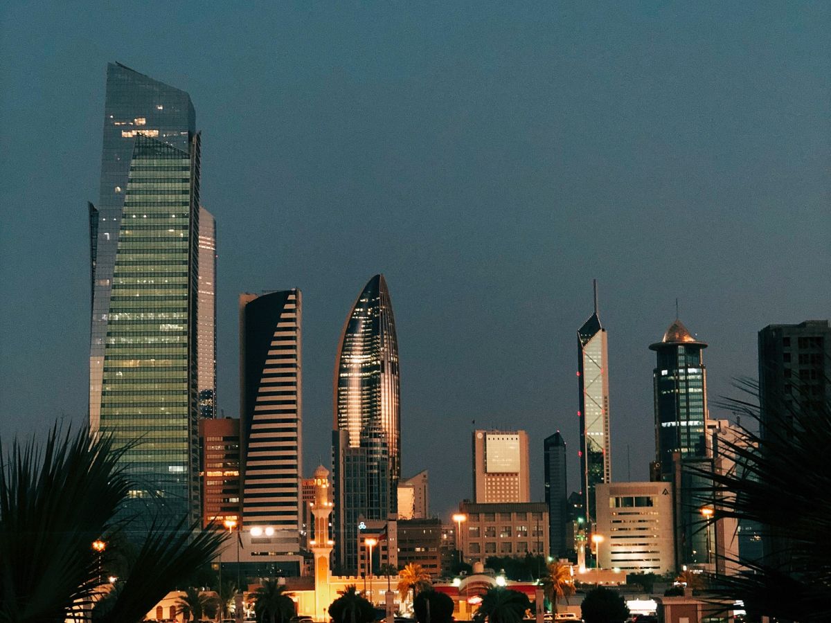 Private Jet from Dubai to Kuwait