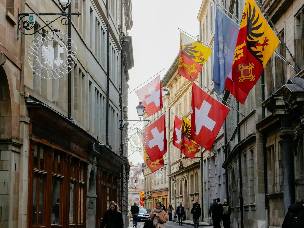 Private Jet Between Paris and Geneva