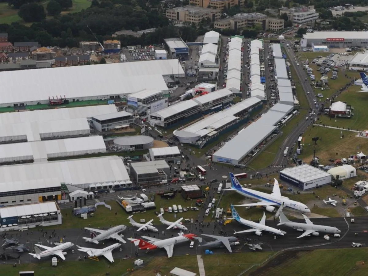 Viagem em jato particular para o Salão Aeronáutico de Farnborough