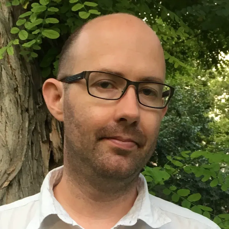 Damian is a software developer and researcher with a multidisciplinary background, based in Vienna, Austria.