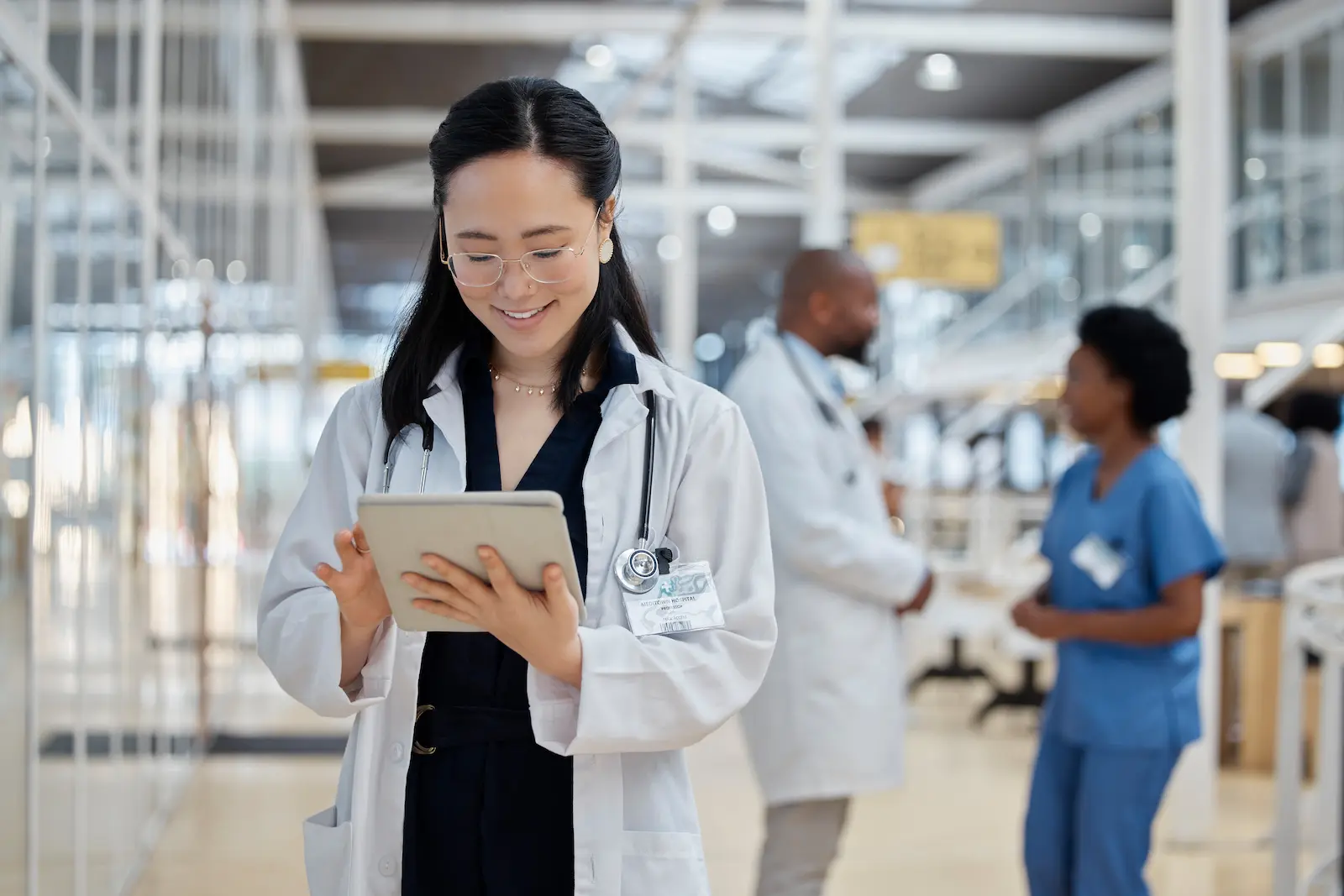 OR nurse using a tablet