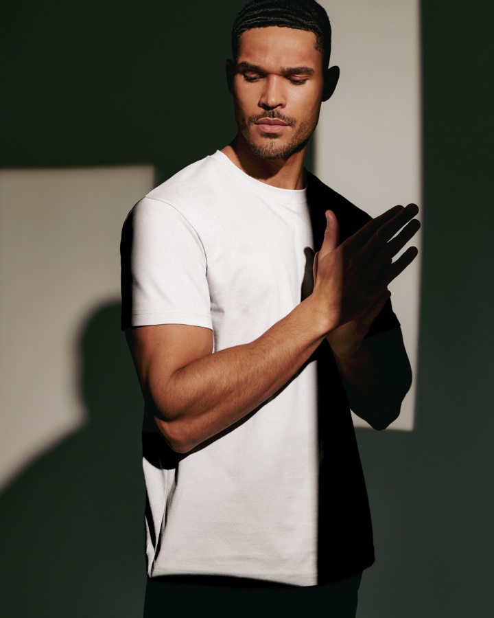 T-Shirt am Model, Lifestyle-Aufnahme