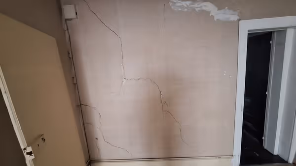 photo d'un diagnostic fissure à Melun (fissure mur 2)