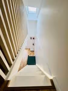 photo chantier reprise plancher + trémie Paris 15 (après, vue de l'escalier)