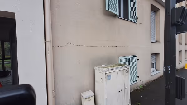 photo d'un diagnostic de fissure immeuble à St Germain en Laye (vue façade)