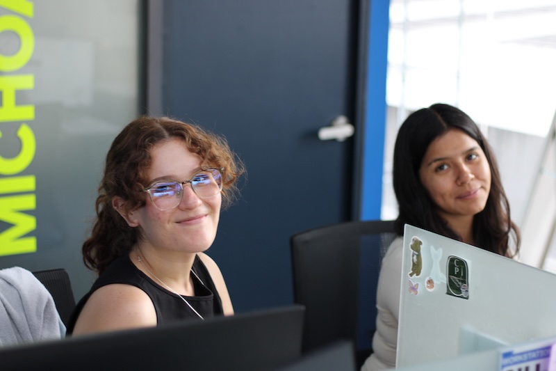 Hiring Remote Customer Service for Logistics Companies