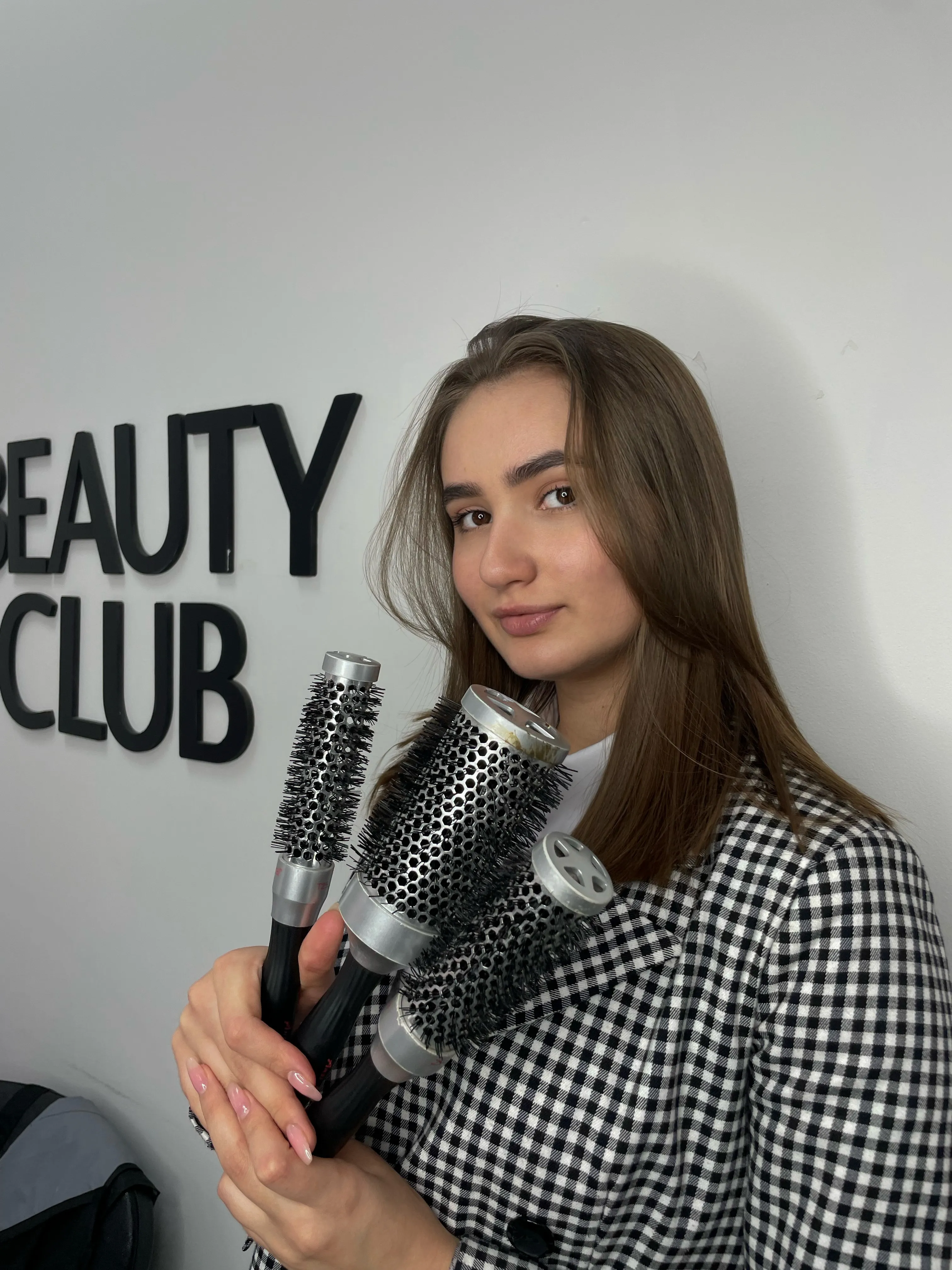 Даніелла Салон краси в місті Хуст | Beauty Club Khust