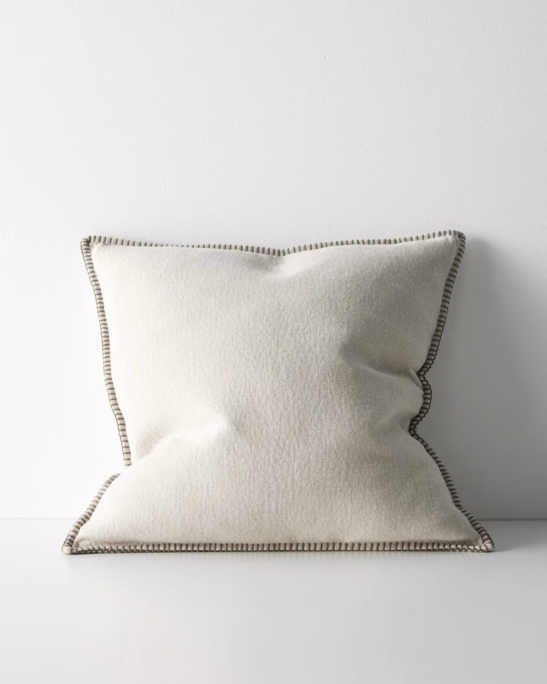 Alba Cushion
