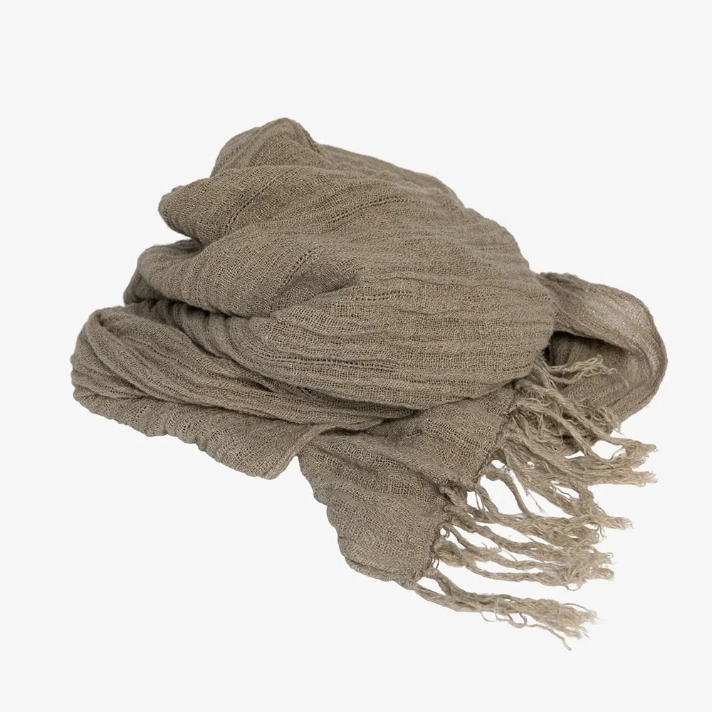 Aira Throw