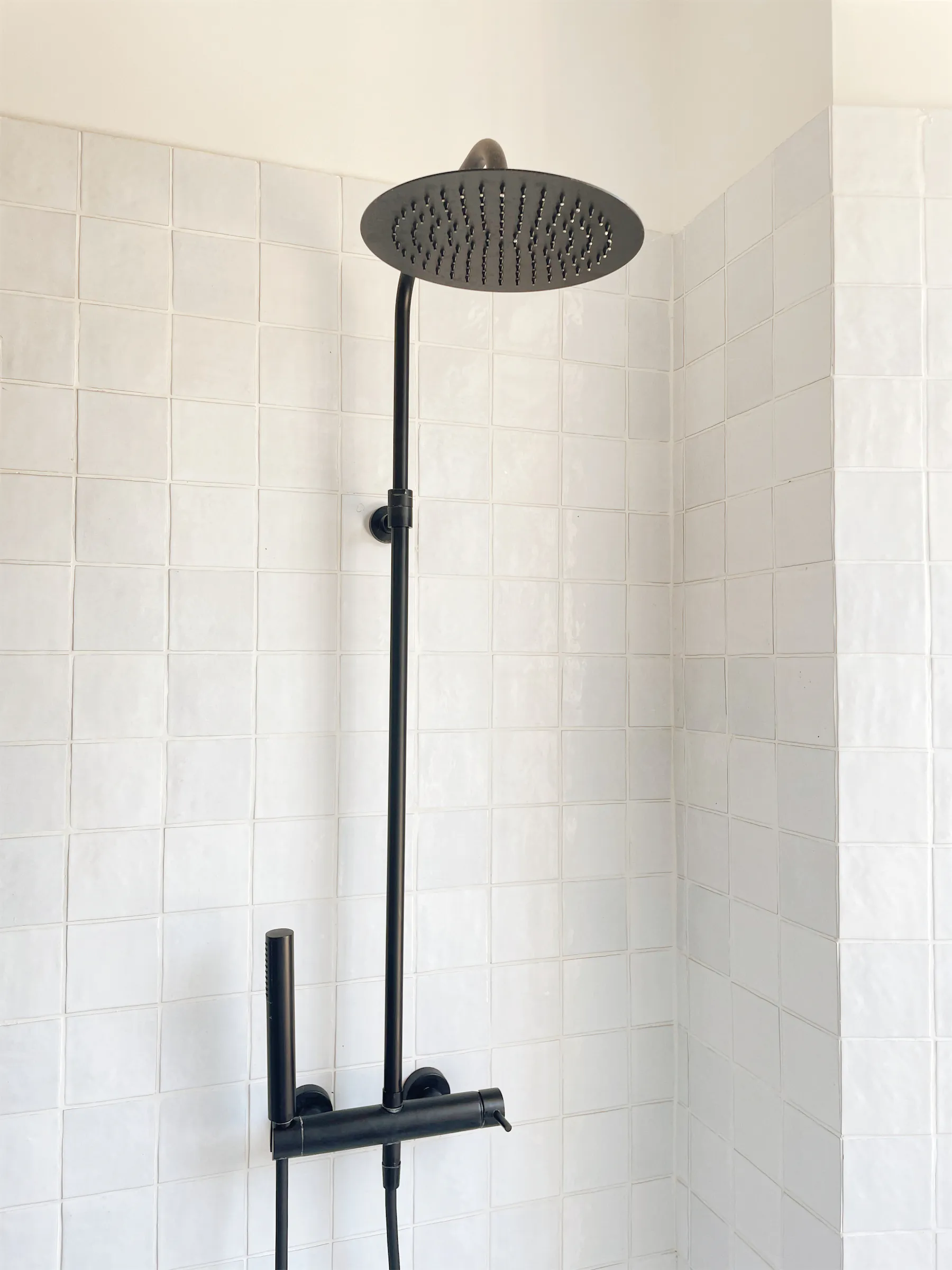 Comment étancher une salle de bain ? Guide complet pour éviter les fuites d'eau et les dommages