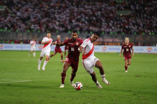 LA VINOTINTO CERRÓ EL 2023 CON UN PUNTO EN LIMA