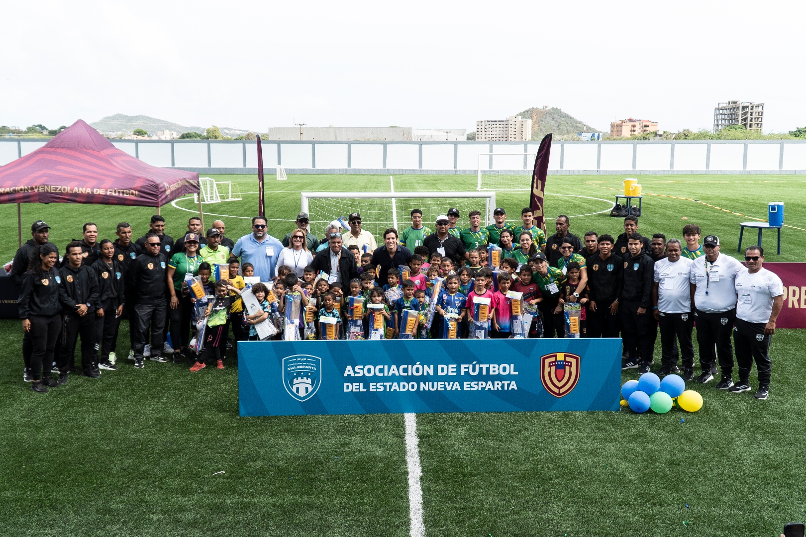 FVF INAUGURA NUEVA CANCHA DEPORTIVA EN EL CNAR DE NUEVA ESPARTA