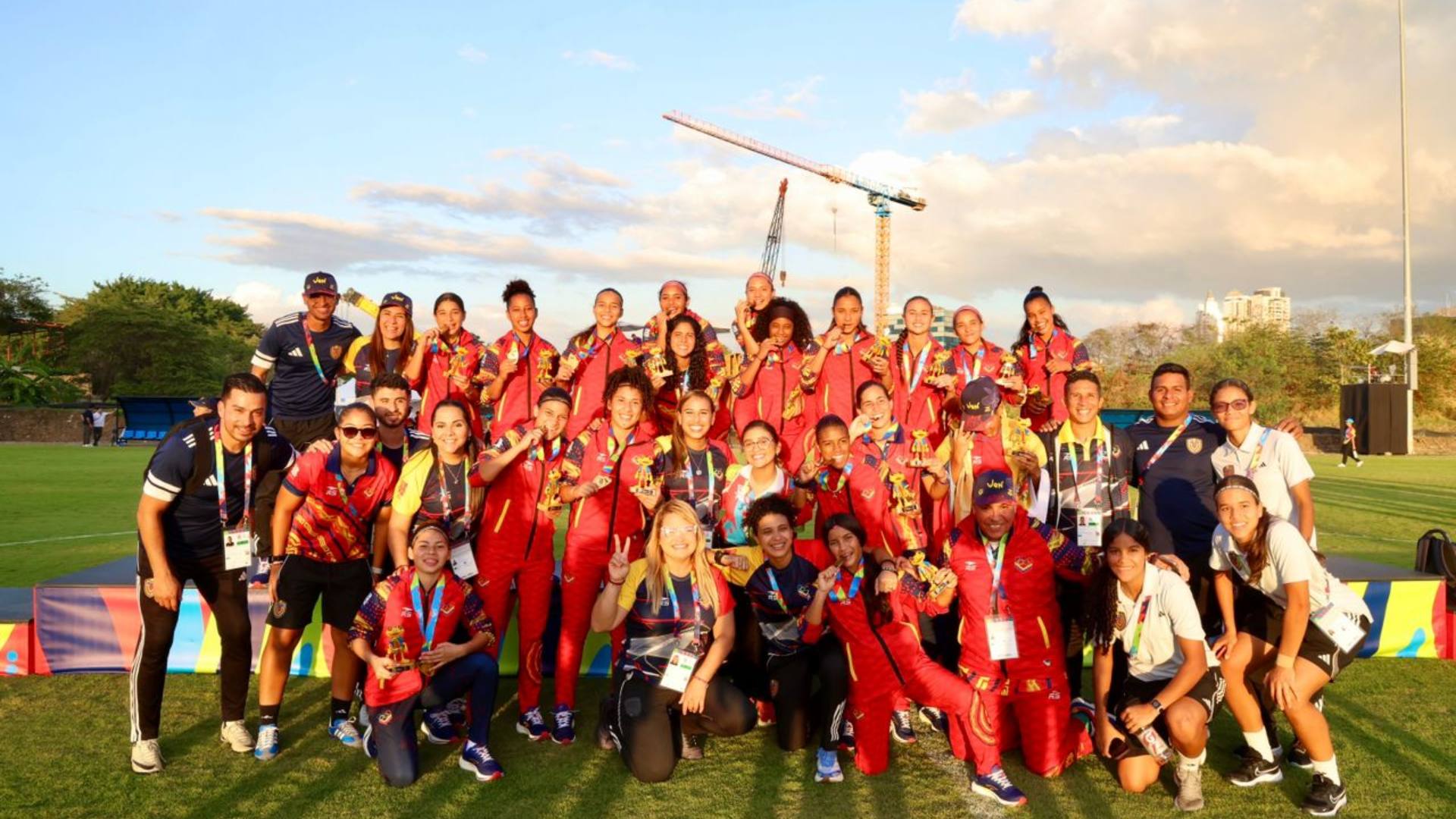 LA VINOTINTO SUB17 FEMENINA SE CONSAGRÓ EN LOS JUEGOS DE LA JUVENTUD 