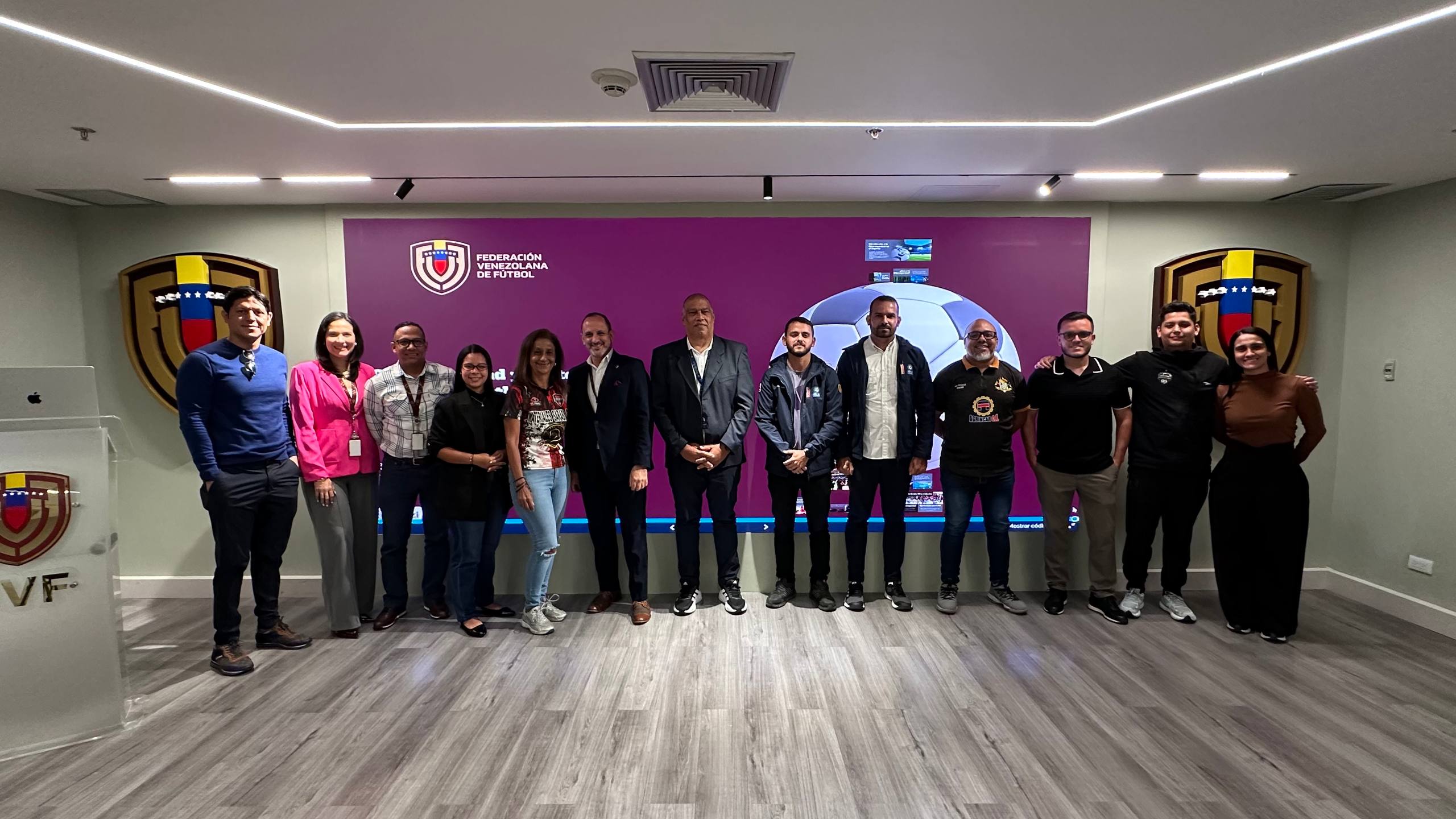 FVF ABORDA LA PROTECCIÓN DE LA INFORMACIÓN ANTE LOS RIESGOS DEL ENTORNO DIGITAL