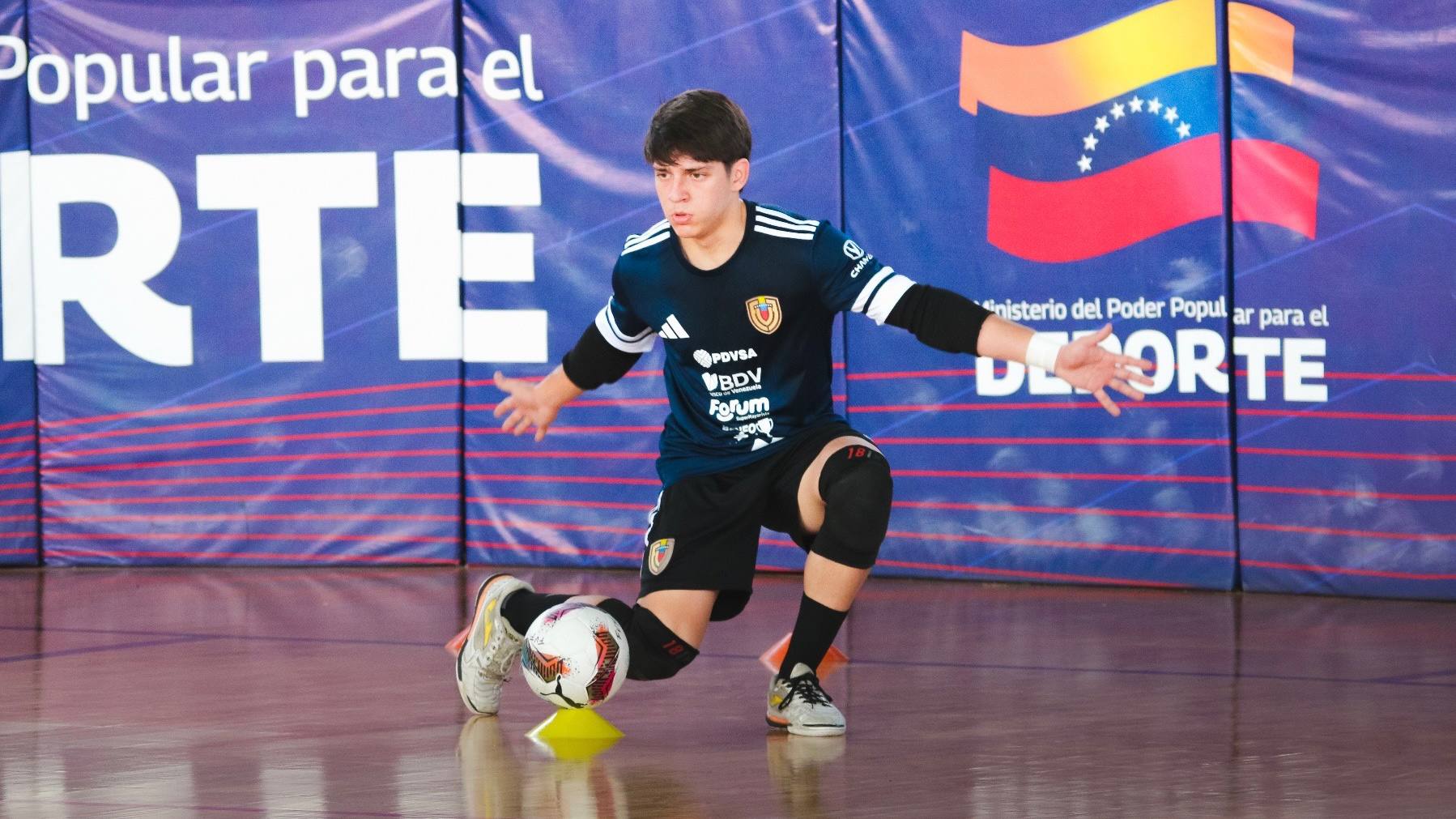 VINOTINTO FUTSAL MASCULINA SE ALISTA PARA EL CONMEBOL SUB 20