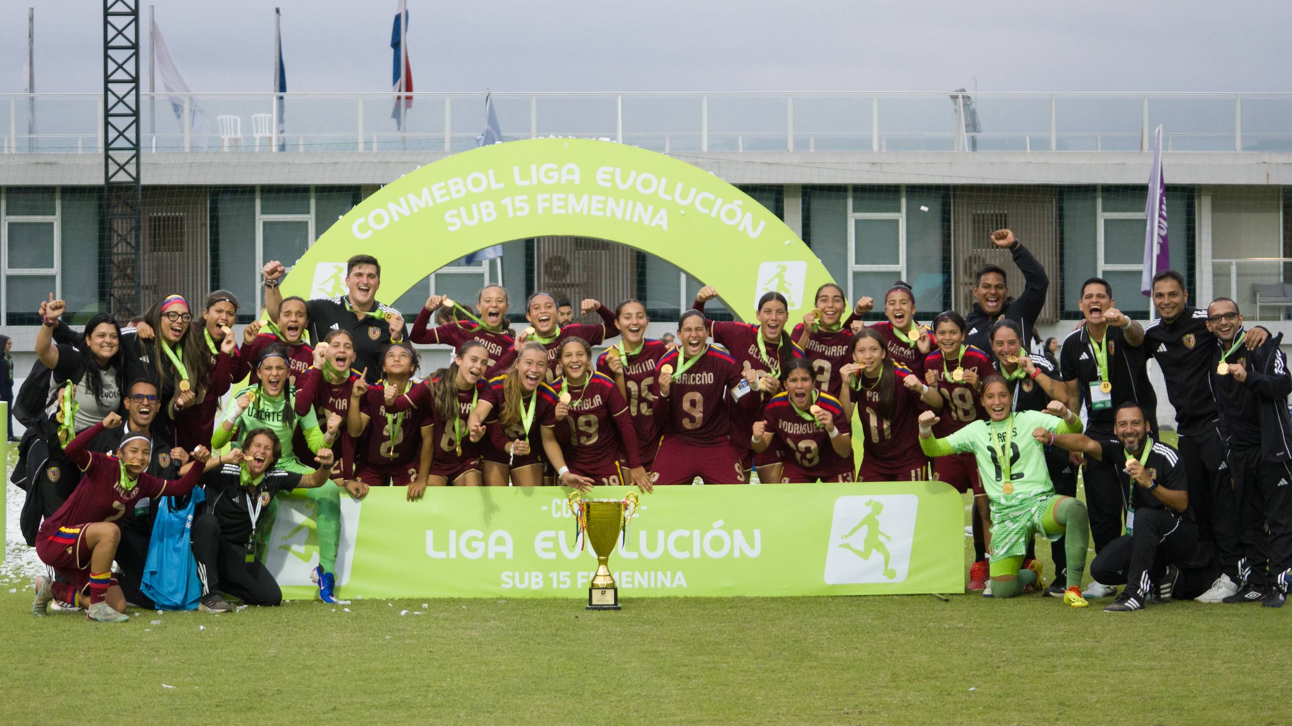 LA VINOTINTO SUB15 FEMENINA SE LLEVÓ EL ORO EN LA LIGA EVOLUCIÓN