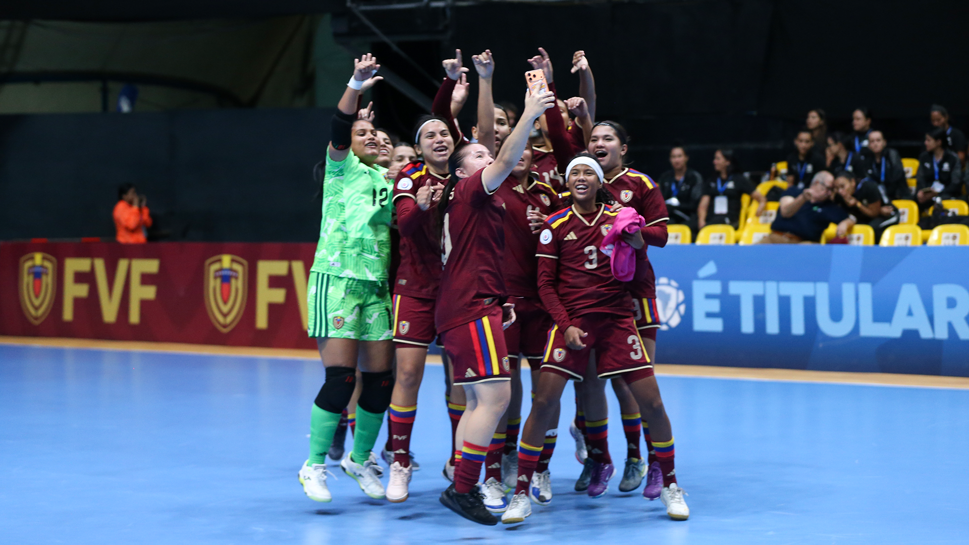 UNA NOCHE MÁGICA PARA LA VINOTINTO EN LA CONMEBOL SUB20 FUTSAL FEMENINA