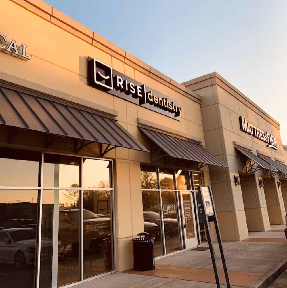 Rise Dentistry's storefront in Magnolia, Texas
