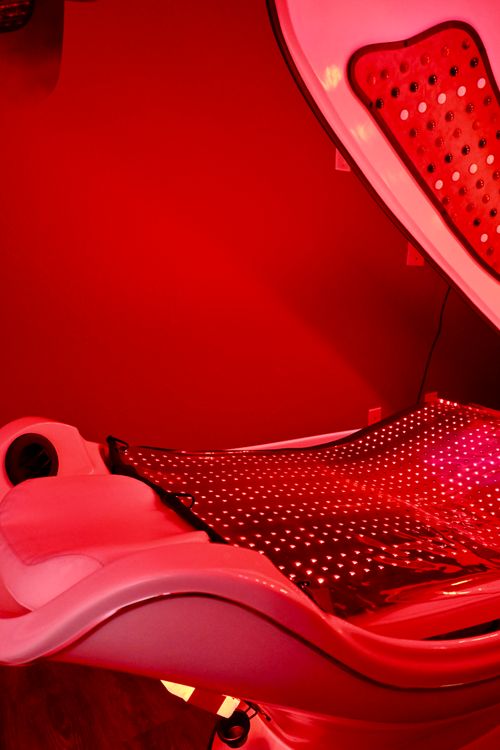 Counter Negative Celluma Facial Room