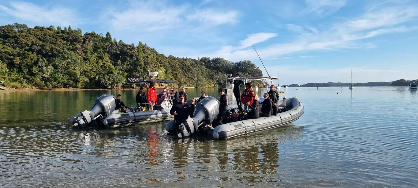 007 and Spectre, the 2 boats at Northland Dive