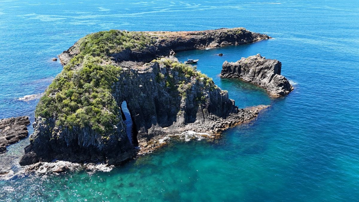 Black Rocks