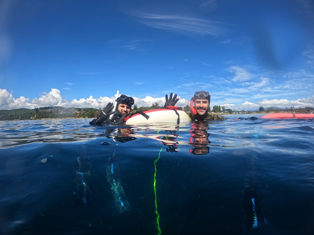 Experienced spearos Ryan Robson and Stuart Harwood dive together