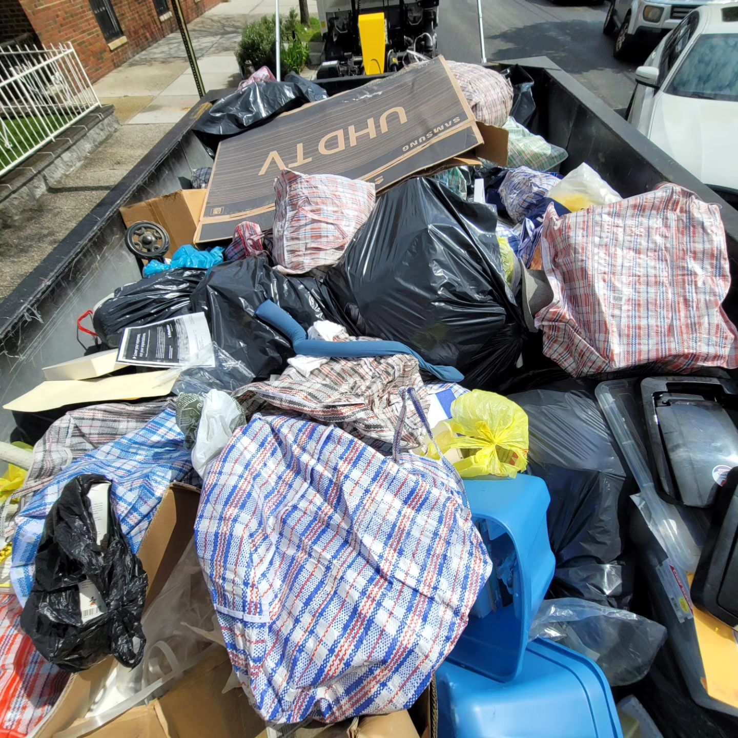 Professional Yard Waste and Debris Removal Service