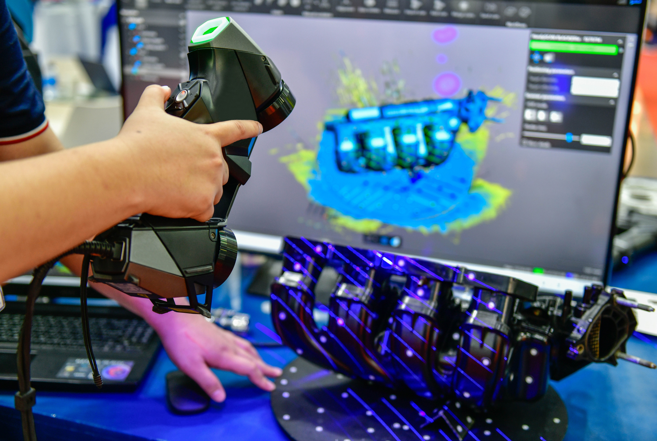 Comparing SLA MES Solutions for Optimal Production Management