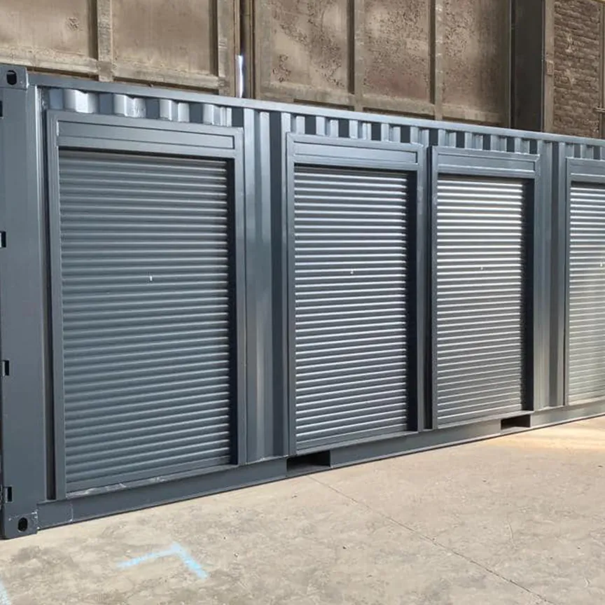 Motorradcontainer mit vier Einzelboxen und eigenen elektrischen Rolltoren