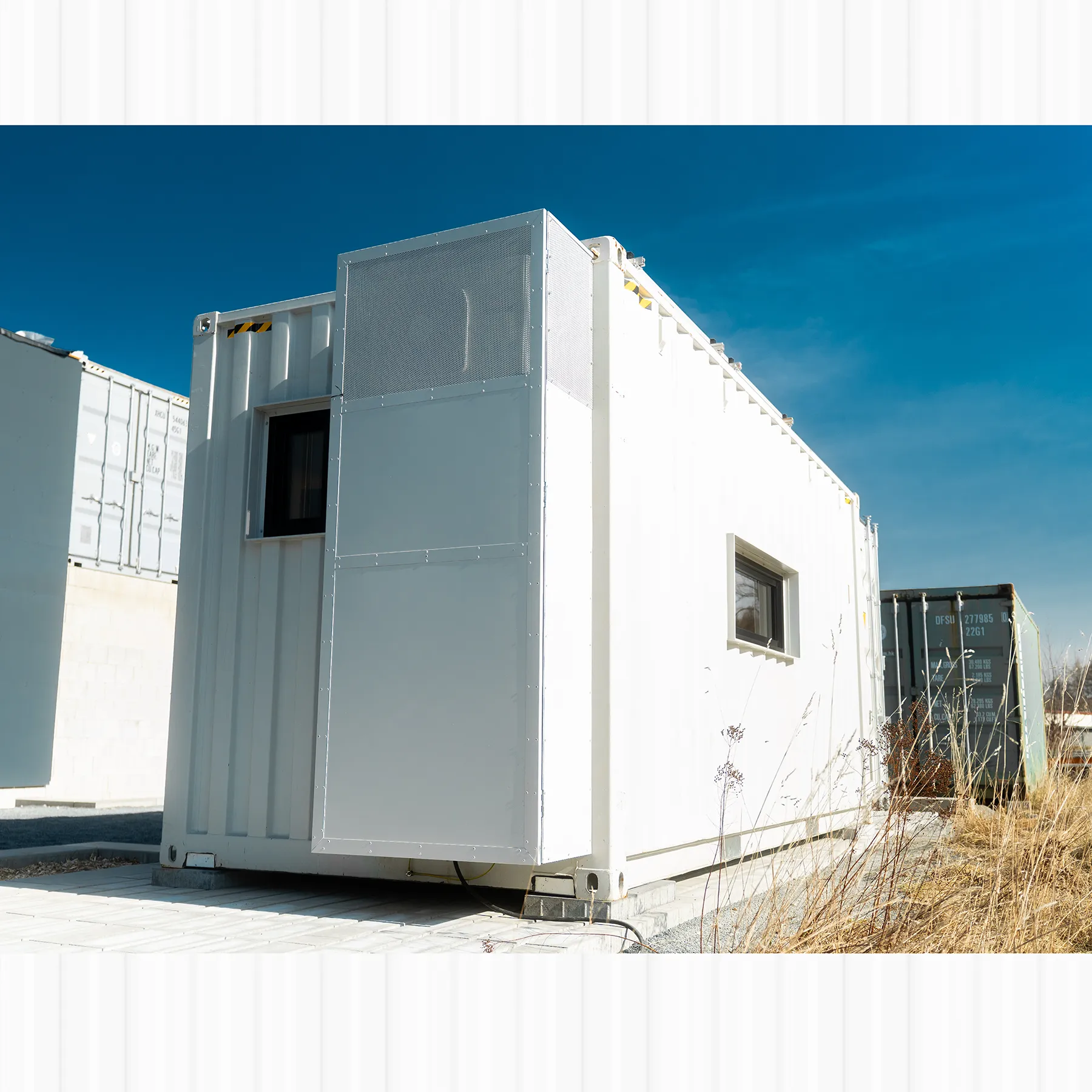 20 Fuß/ 16 m2 Container Tinyhouse von Mein Lagerraum3 mit Solarpanel